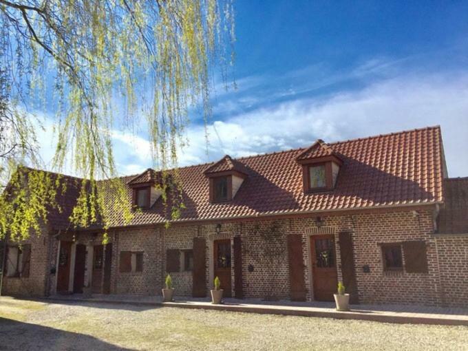 Bed and Breakfast Domaine Jeanne D'Arc Valhuon Экстерьер фото