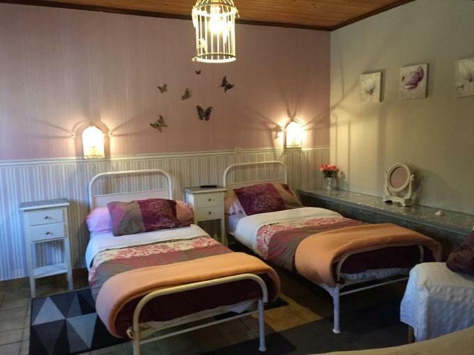 Bed and Breakfast Domaine Jeanne D'Arc Valhuon Экстерьер фото
